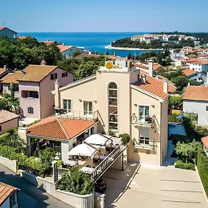 Couette-café Boutique Oasi, Pjescana Uvala